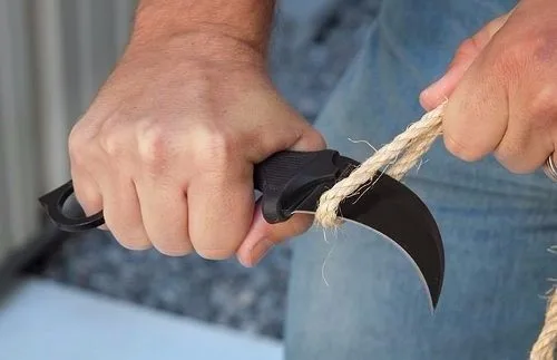 Falcon Tactical Karambit Black Survival Knife Outdoor Tiger Claw/Tooth - Image 9