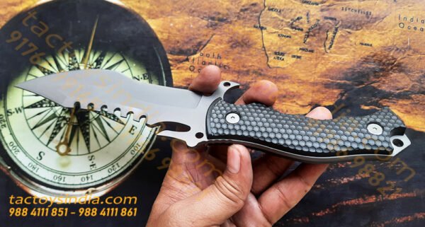 Outdoor Special Edition Tracker Knife Full tang Construction Serrated