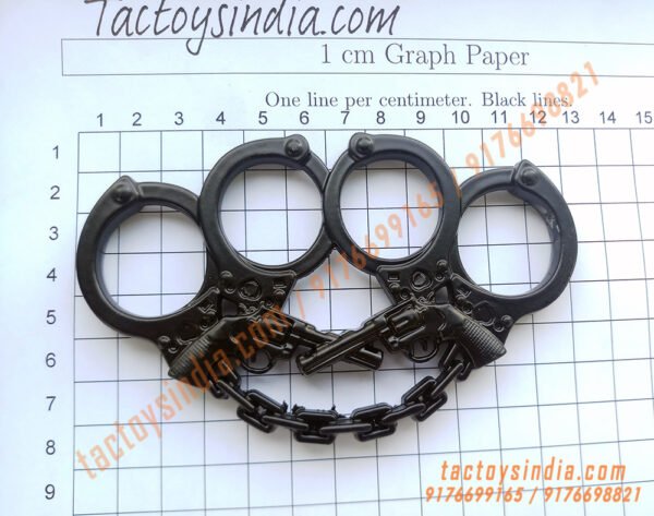 Antique-Hand-Cuffs-and-Revolver-Black-Colour-Thick-Metal-knuckleduster-Safety-Punch-Tactical-Self-defen