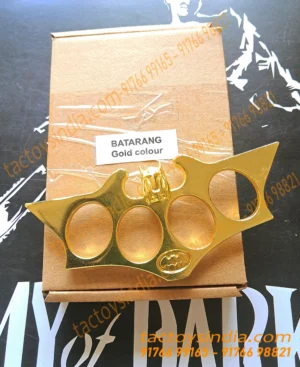 Batarangwideflip-ableknucklepunchwithspikes - Batarang wide flip able knuckle punch with spikes 1