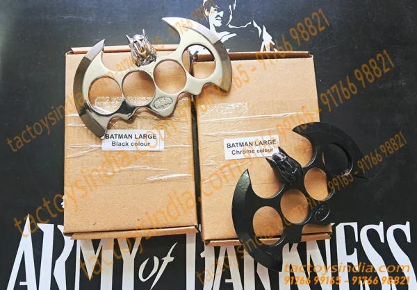BatmanLargedoubleedgebrassknucks - Batman Large double edge brass knucks 1