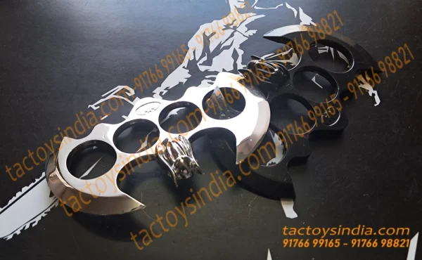 BatmanLargedoubleedgebrassknucks - Batman Large double edge brass knucks 3