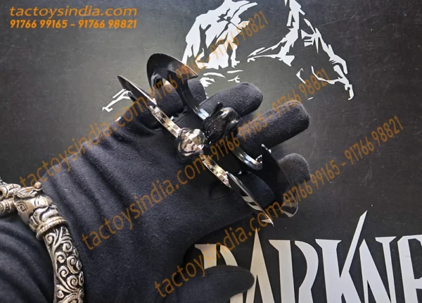 BatmanLargedoubleedgebrassknucks - Batman Large double edge brass knucks 4