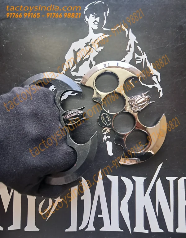 BatmanLargedoubleedgebrassknucks - Batman Large double edge brass knucks 7