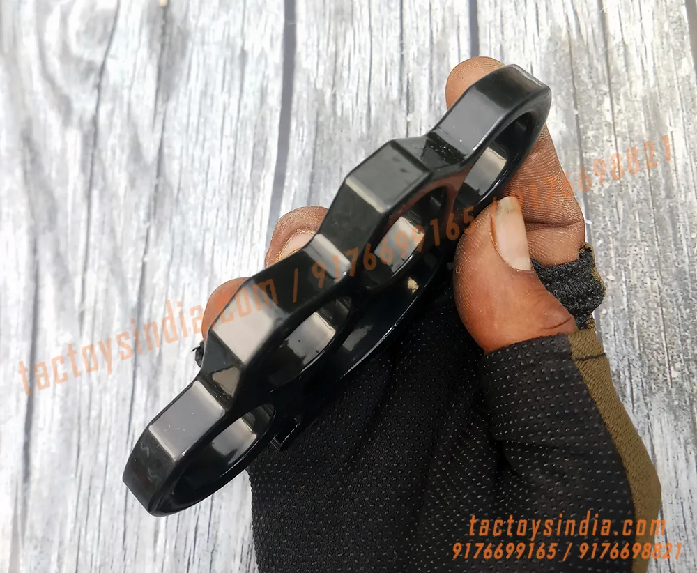 Black-Heavy-Duty-Thick-Knuckle-Duster-for-Travellers-Riders-Self-Defence-Mens-Tool