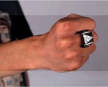 Self-Defence-Protection-man-women-child-finger-ring-knucks-knuckle-duster