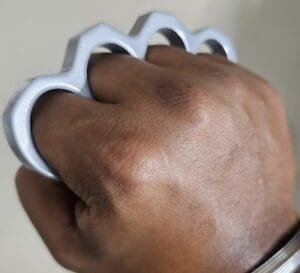 Minimalist solid Grey / Black Slim Pocket Knuckle Duster Wallet / Pocket Friendly for Travellers photo review