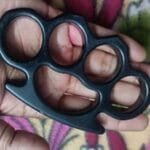 Black Heavy Duty Thick Knuckle Duster for Travellers Riders Self Defence Men's Tool photo review