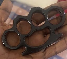 Black Heavy Duty Thick Knuckle Duster for Travellers Riders Self Defence Men's Tool photo review