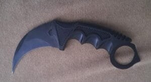 Falcon Tactical Karambit Black Survival Knife Outdoor Tiger Claw/Tooth photo review